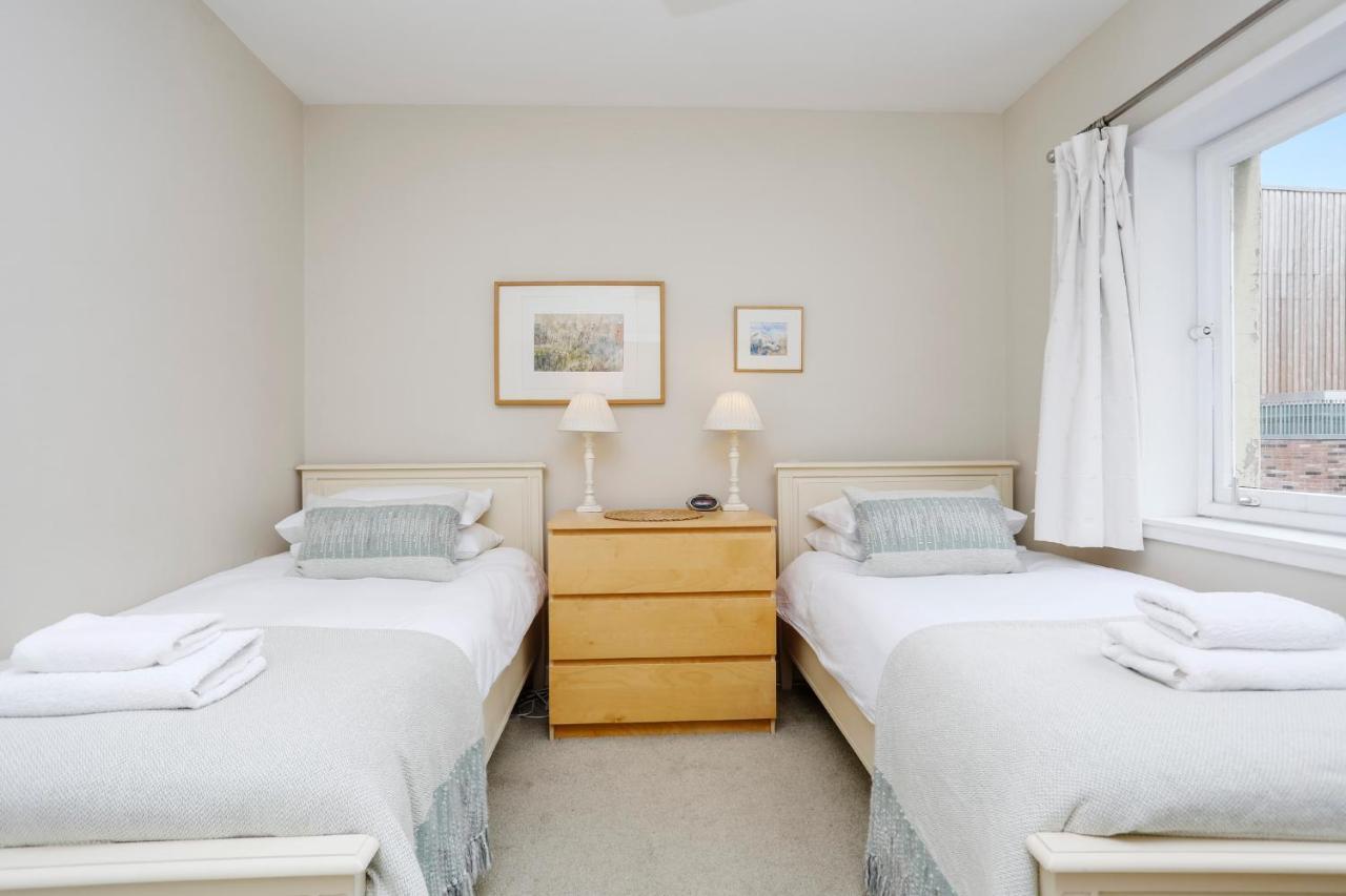 Edinburgh Central 2-Bedroom Old Town Apartment מראה חיצוני תמונה