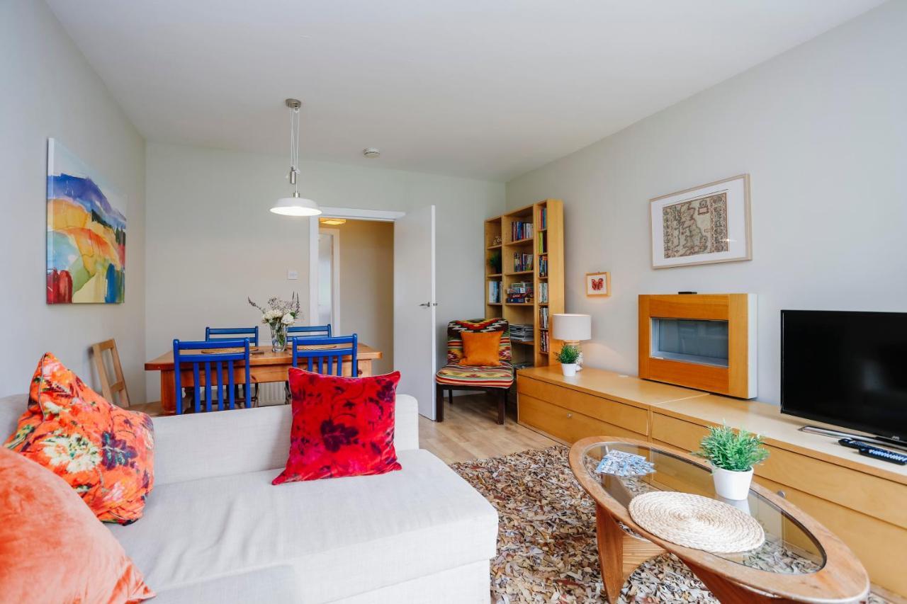 Edinburgh Central 2-Bedroom Old Town Apartment מראה חיצוני תמונה
