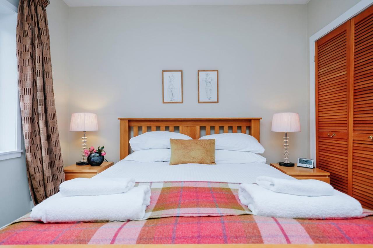 Edinburgh Central 2-Bedroom Old Town Apartment מראה חיצוני תמונה